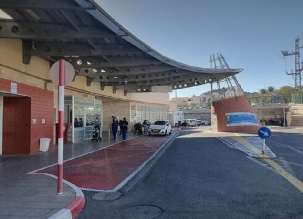 אילת: רוכב קורקינט נפגע מרכב ופונה ליוספטל