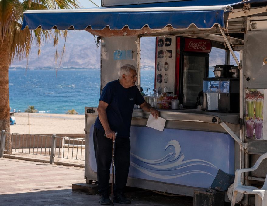 רוכל ותיק מאילת מבקש צו מניעה נגד העירייה ''מנסים לסלק אותי אחרי 30 שנה''