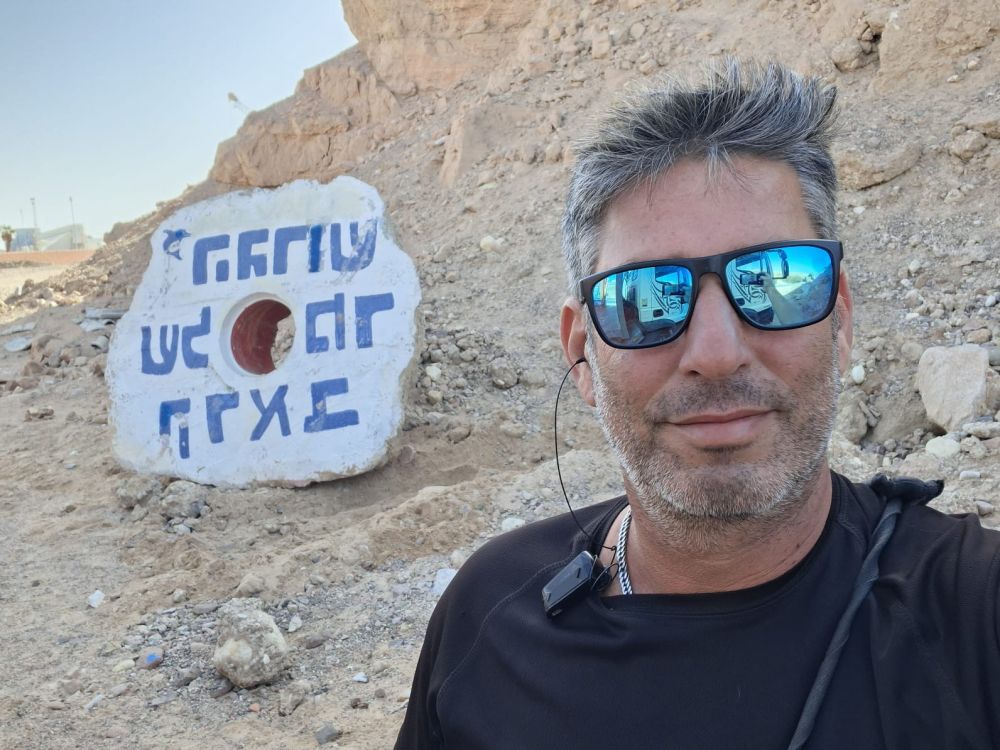 הגרוש חזר למקומו: כפיר מנופים הרים אותו בהתנדבות