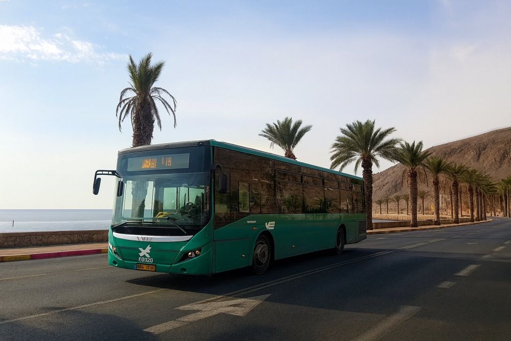  אילת: נאשמת בתקיפת נהג אוטובוס ושוטר תישאר במעצר