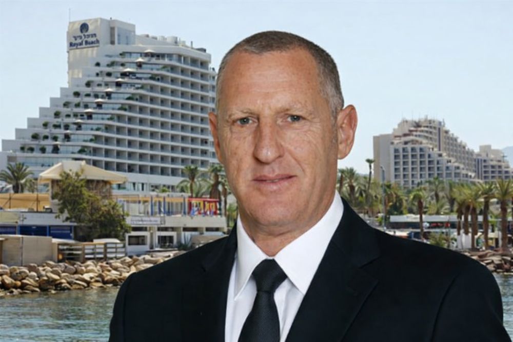 אילת מחזיקה את ישרוטל