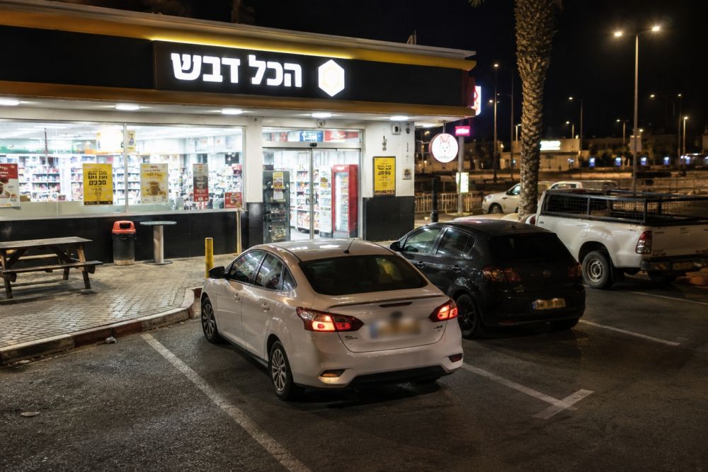 שישה חשודים בתקיפה אכזרית באילת: הקורבן הוכה גם כששכב על הארץ