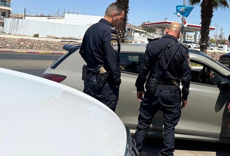 האיום התממש: תושב אילת נאשם בניקוב צמיגים בשל חוב כספי