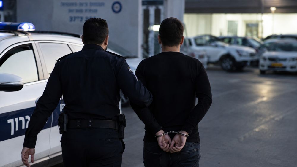 תושב אילת נעצר בחשד למעורבות ברשת שסחרה בנשים לזנות
