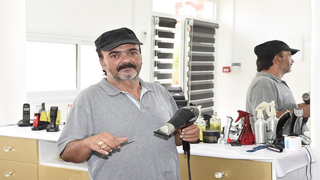 המספרה  של אבי