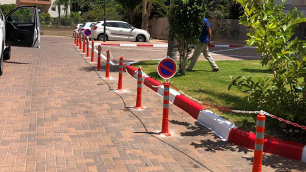 אביזרי בטיחות לכבישים