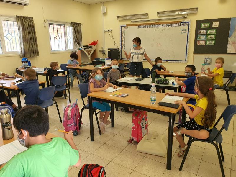 אילת חוזרת לספסל הלימודים