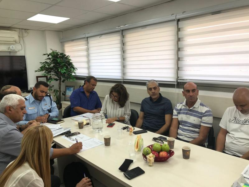 אוכפים בגין אופניים חשמליים