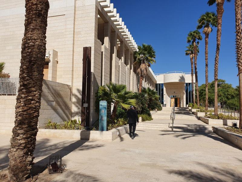  כתב אישום נגד צעיר שפרץ ל‏עסק באילת וגנב‏