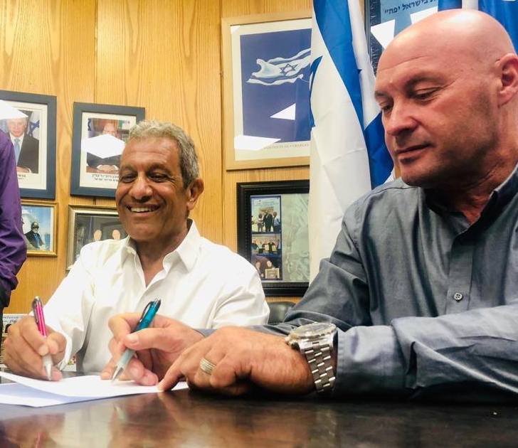אם מאיר יצחק הלוי זוכה: כל תקציבי הדת עוברים לידיו של סטס דינקין