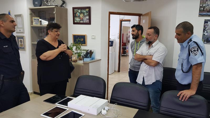 ניצל את הקורונה וגנב אייפדים ממרכז חינוך לילדים עם צרכים מיוחדים