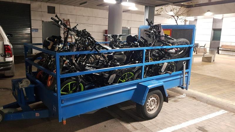 לוחמי יס''מ פשטו על חנות אופניים באילת: בעל העסק עוכב לחקירה