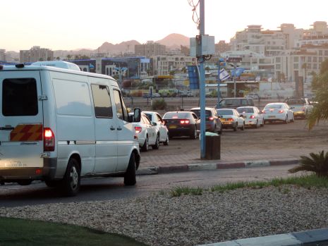 בגלל חובבנות ורשלנות: מהומה בכבישי העיר