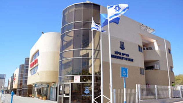 ''הם גונבים מאנשים בחוקי''