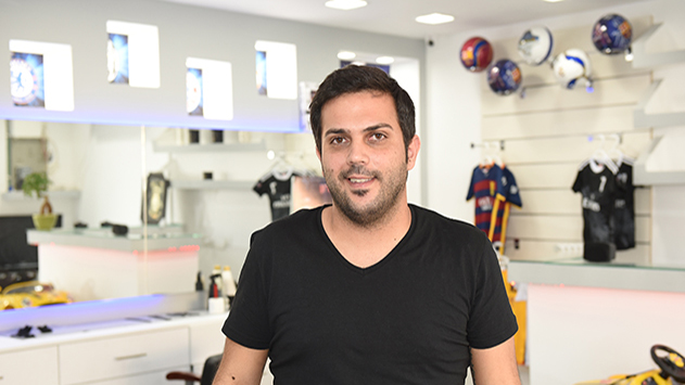 'ליגת האלופות'- עיצוב שיער לגברים שמבינים עניין
