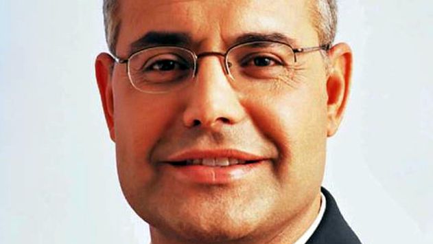 תושבת אילת השליכה עצמה לפני גלגלי רכב סגן שר השיכון