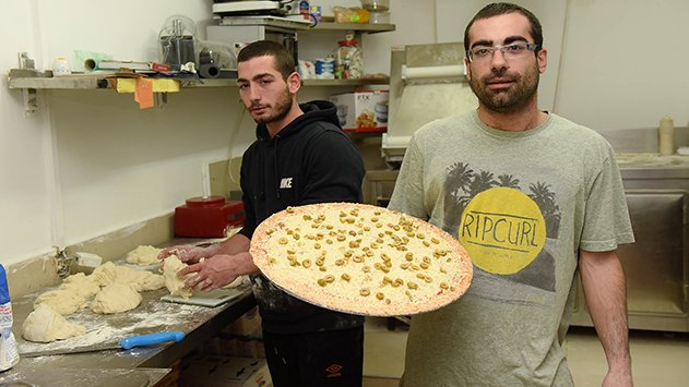 פיצה נייט –  בר מסעדה שכונתי טעים ומפנק