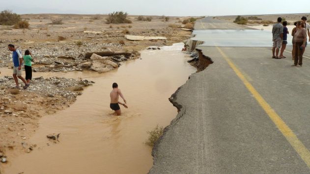 כבישים לאילת נסגרים לסרוגין בגלל שיטפונות