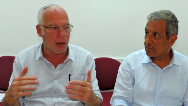 בריכות הדגים באילת: מה מסתירים שר החקלאות וראש העירייה?