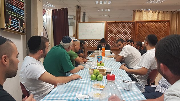 המקובל הרב אברהם אוחנא שליט''א:“העיר אילת תקרב  את ביאת משיח צדקנו'' 