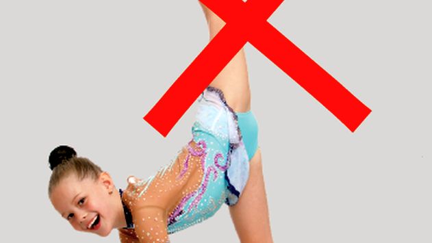 פורים בבית ספר 'ים סוף': הילדות הקטנות נדרשות לא לחשוף את גופן