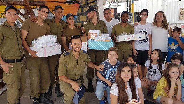 נשיקות