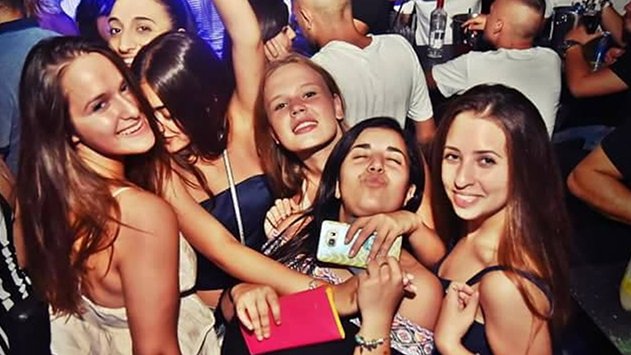אפטר שוק 