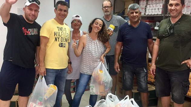 חג שמח- 570 משפחות יקבלו  סלי מזון ותווי קנייה לחג 