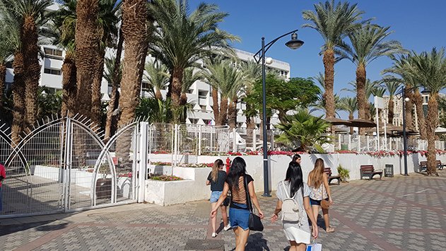 מלון לאונרדו פלאזה בדרך לצמוח לגובה