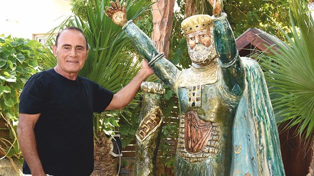 הסיפור המדהים על הגנן שבעקבות תאונה קשה גילה שהוא אמן