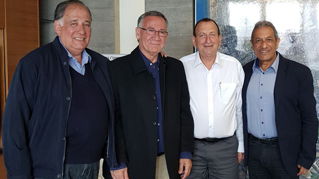 ראשי הערים שבתחומן פועלים שדות תעופה משתפים פעולה
