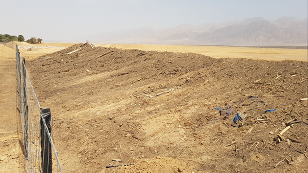 עשרות טונות של בוצה ופסולת לא פונו מעבודות על תעלת הקינט