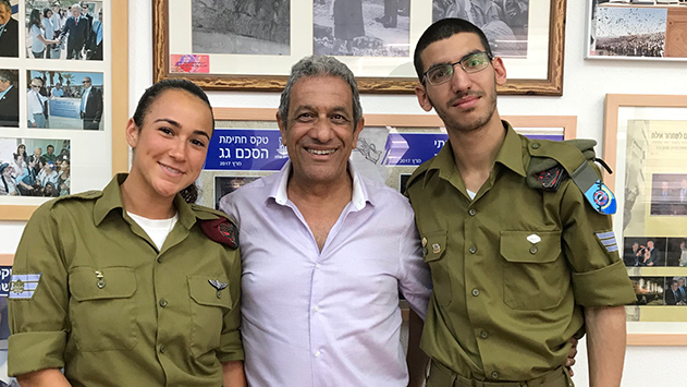 חיילים מצטיינים