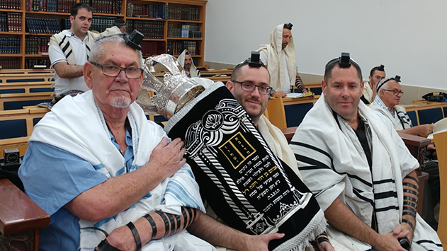 אף פעם לא מאוחר מדי ל...בר מצווה