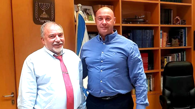 סטס דינקין לשר הביטחון: החזר את לשכת הגיוס לאילת