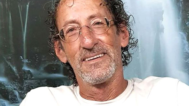 משטרת אילת עצרה את ''מוכר הסיגריות'' בגין איומים על ראש העיר