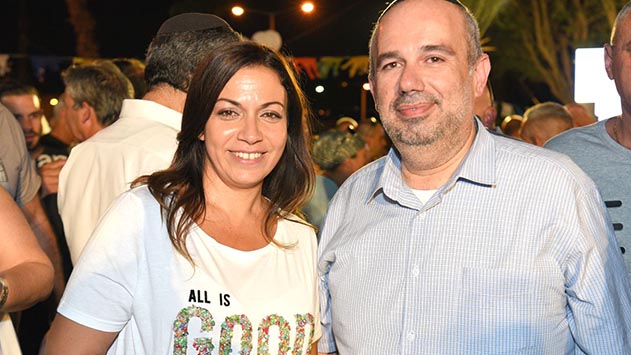 עו''ד לימור להב: ''אני ומויאל ההוכחה שאין לאדם דתי שום בעיה להיות מספר שתיים של אישה חילונית''