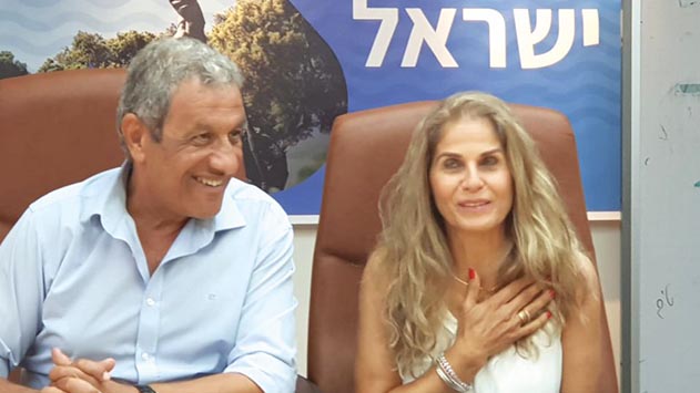 אם שכולה נבחרה ליקירת הנוער של אילת