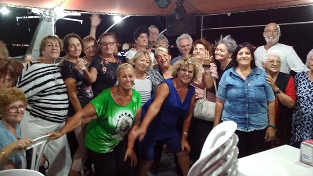 כבר לא לבד - פעילות חברתית לקשישי העיר הבודדים