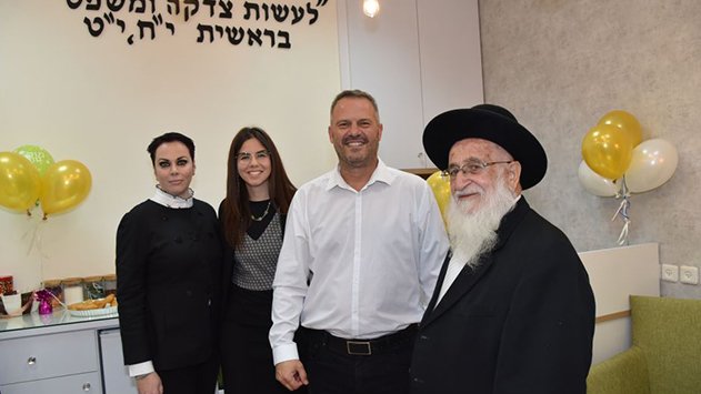 ועדת הקשר חנכה את חדר עורכי הדין בבית משפט השלום בעיר