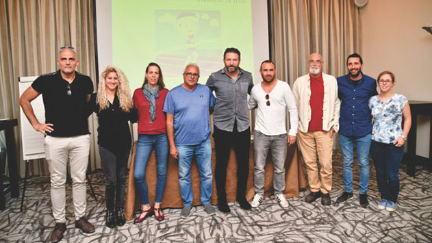 מאמנים חושבים בריא