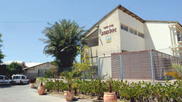 הסתדרות המורים השביתה בגין אלימות תלמיד, מצלמות האבטחה הראו אחרת