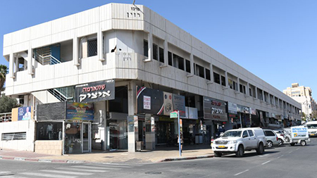 התוכנית להפוך את מרכז רזין  לבניין מגורים לפני ביטול