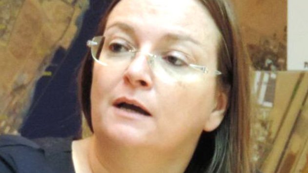 היועמ''ש לעירייה: ''אסור למנות עובדי עירייה לוועדות הרשות''