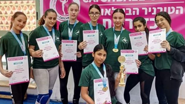 מקום ראשון לנערות מאילת