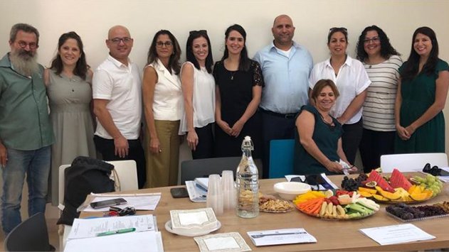  מבקרים ומפתחים