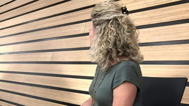 ארקיע סירבה להעלות אישה לטיסה  בקוקפיט מכיוון שלבושה היה לא צנוע 