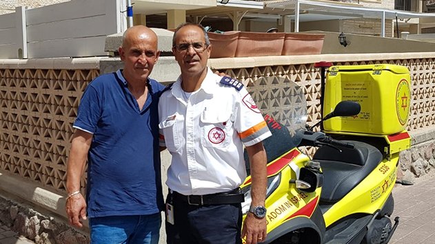 לקה בדום לב במפגש הראשון עם נכדתו באילת וניצל בנס