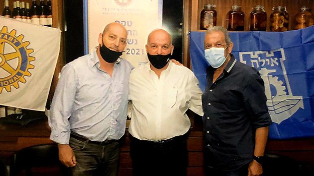 רוטרי מחליפים נשיאים