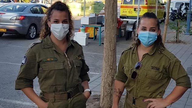 אחיות בצל הקורונה